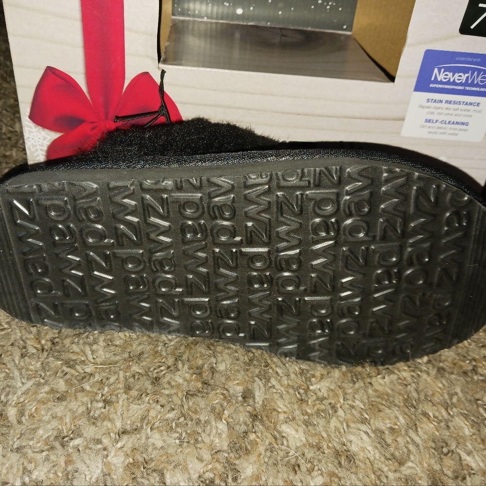 NWT! PAWZ by BEAR PAW SLIPPERS (ONLY have size 6 left) - Picture 6 of 10